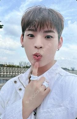 UNBROKEN BROADCAST HYOJIN photocard image