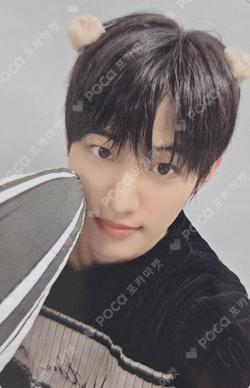 I did it. APPLEMUSIC JANGYONGHOON photocard image