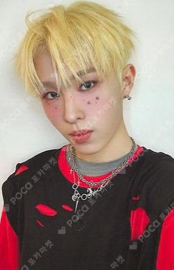 Beat-Boxer Boxer ver. HYUI photocard image