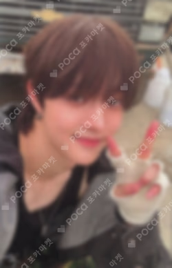 Back to Life SHOWCASE LIVE WEVERSE EJ photocard image