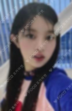 bomb YIZHIYU MINJU photocard image