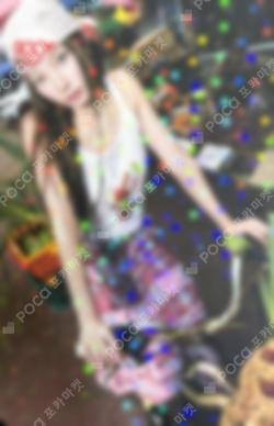 SPAGHETTI UNIVERSAL KAZUHA photocard image