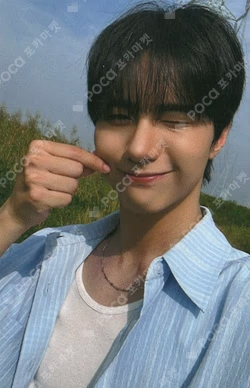 Perfectly Imperfect RANDOM TRADING PHOTOCARD