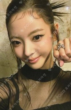 TUNNEL VISION YES24 LIA photocard image