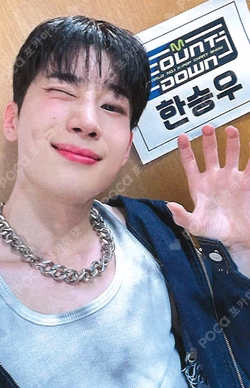 FRAME APPLEMUSIC SEUNGWOO photocard image