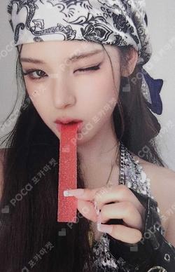 Not Just Pretty Plus Chat Shop MAI photocard image