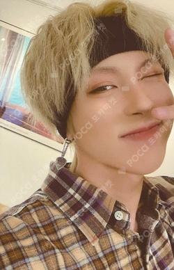 STUDIO WE : LIVE #5 [ONEWEVE, A Memory in Full Bloom Under Two Starlights] ALL PACKAGE GIUK photocard image