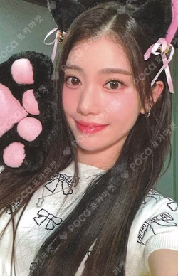 BUBBLE GUM MUVVE XIAOTING photocard image