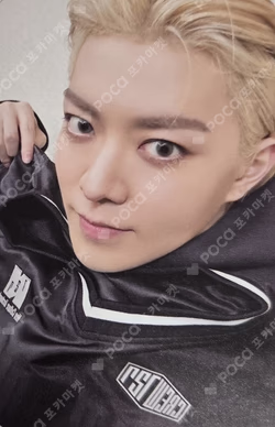 NCT 127 4TH TOUR NEO CITY : SEOUL - THE MOMENTUM PULLOVER YUTA photocard image