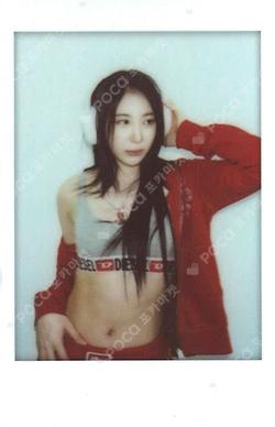 2025 SEASON’S GREETINGS [FOUR GROWTH] 사운드웨이브 LEECHAEYEON photocard image