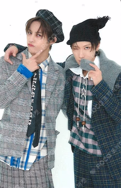 WayZenNi-JAPAN Meeting 2024 -WayV LAND- RANDOM PHOTO CARD Unit photocard image