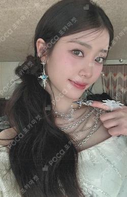 AGAINST THE WORLD EVENT XIAOTING photocard image