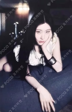 TUNNEL VISION POP-UP STORE TRADING CARD CHAERYEONG photocard image