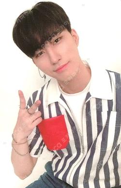 ONEWE 1st Ontact Live [O! NEW E!volution] ALL PACKAGE