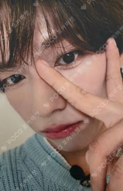 WHO WE ARE BROADCAST JL photocard image