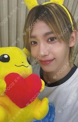 WHO WE ARE Starlike Music SHUAIBO photocard image