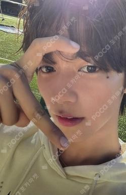 WHO WE ARE JL photocard image