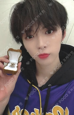 ONE QUESTION SOUND WAVE BRIAN photocard image