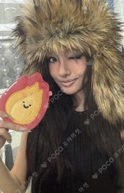 BURNING UP BROADCAST GAWON photocard image