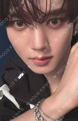 ZEROBASEONE HAN YUJIN photocard image