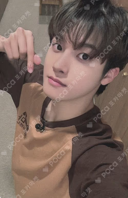 HOUSE OF TRICKY : WRECKING THE HOUSE POP-UP STORE MINI POUCH JUNMIN photocard image