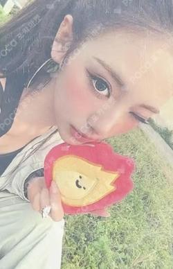 BURNING UP BROADCAST ANNA photocard image