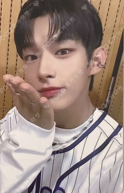 WHO WE ARE Rising Star STEVEN photocard image