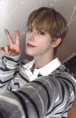 HOUSE OF TRICKY : WRECKING THE HOUSE POP-UP STORE LUCKY DRAW JINSIK photocard image