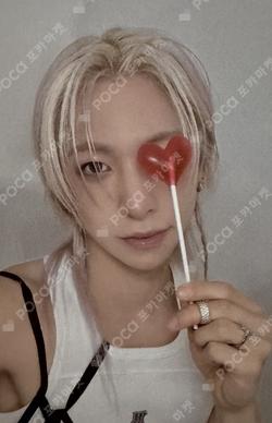 2025 AMPERS&ONE FAN-CON [Fallen &ngel] PIN BUTTON SET JIHO photocard image