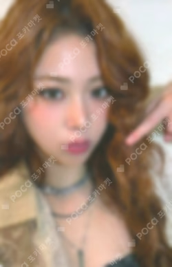 SPAGHETTI UNIVERSAL LUCKY DRAW HUH YUNJIN photocard image