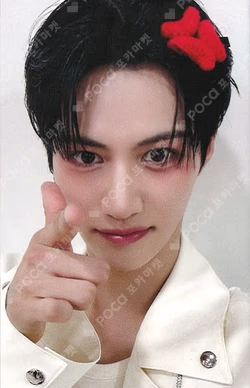 LOST JUMP UP Ian photocard image