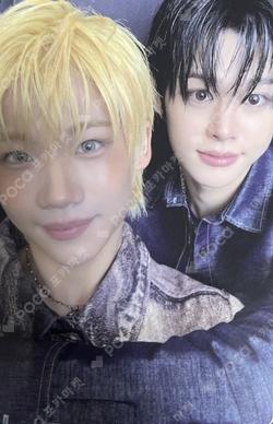 blackout ticket ver. Unit photocard image