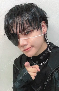 LOUD & PROUD SOUND WAVE SIYUN photocard image