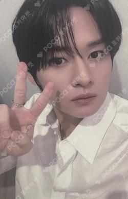 Stray Kids LEE KNOW photocard image