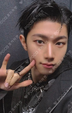 HOUSE OF TRICKY : WRECKING THE HOUSE APPLEMUSIC HYUNWOO photocard image