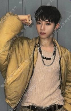 HOUSE OF TRICKY : WRECKING THE HOUSE BROADCAST HYUNWOO photocard image