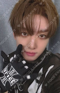 HOUSE OF TRICKY : WRECKING THE HOUSE APPLEMUSIC YUJUN photocard image