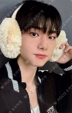 DO IT POP-UP STORE MERCH EVENT HYUNJIN photocard image