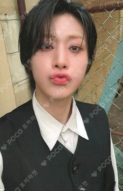 Wonderland Wonder Ver. YOOYONGHA photocard image