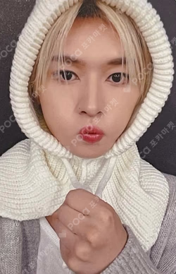 DO IT POP-UP STORE LUCKY DRAW LEE KNOW photocard image