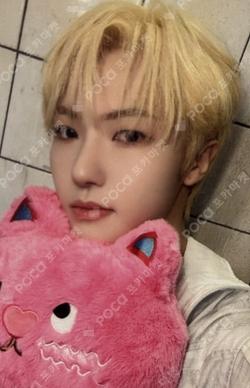 HOUSE OF TRICKY : WRECKING THE HOUSE OFFLINE CAFE EVENT JUNGHOON photocard image