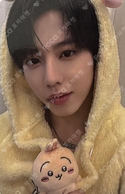 Electric Heart : Born to Glow Hellolive shop YUN GYU photocard image