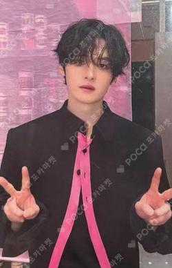 DO IT POP-UP STORE STAMP EVENT LEE KNOW photocard image