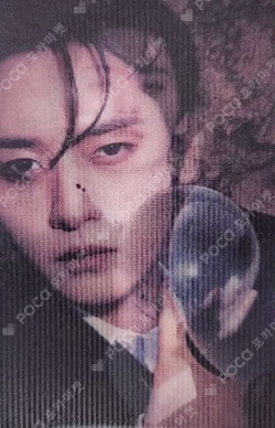 DO IT IT VER. LEE KNOW photocard image