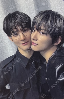 HOUSE OF TRICKY : WRECKING THE HOUSE POP-UP STORE METAL BADGE Unit photocard image