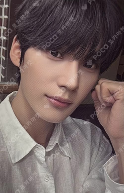 EVNNE Photo Exhibition [INTO THE LIGHT] REWARD