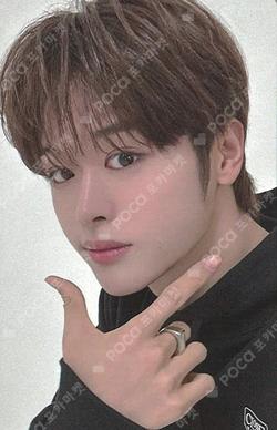 CLOSER TO MY ARCHIVE WEVERSE  REWARD Ma Jingxiang photocard image