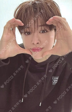 CLOSER TO MY ARCHIVE TRADING PHOTOCARD