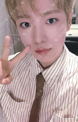 NCT YUSHI photocard image