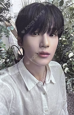 EVNNE Photo Exhibition [INTO THE LIGHT] PHOTOBOOK